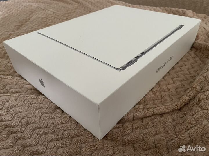 Macbook air m2 13 2022 8/256 возможен обмен