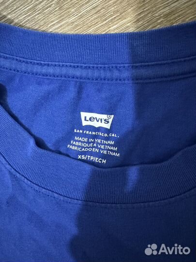 Футболка levis