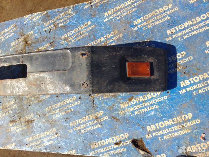 Передний бампер. ЗИЛ 5301 фургон Д 245 2005