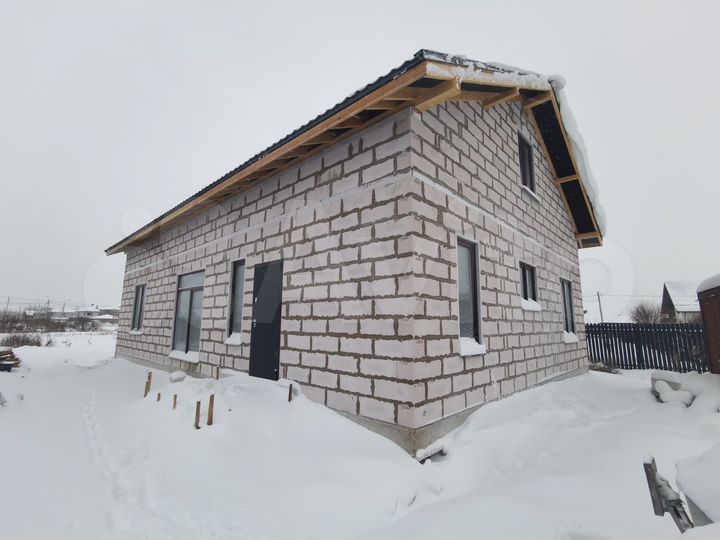 Коттедж 121 м² на участке 7 сот.