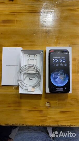 iPhone X, 256 ГБ
