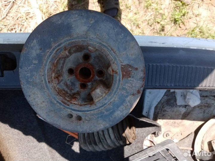 Шкив коленвала Audi A6 45 2.3 AAR