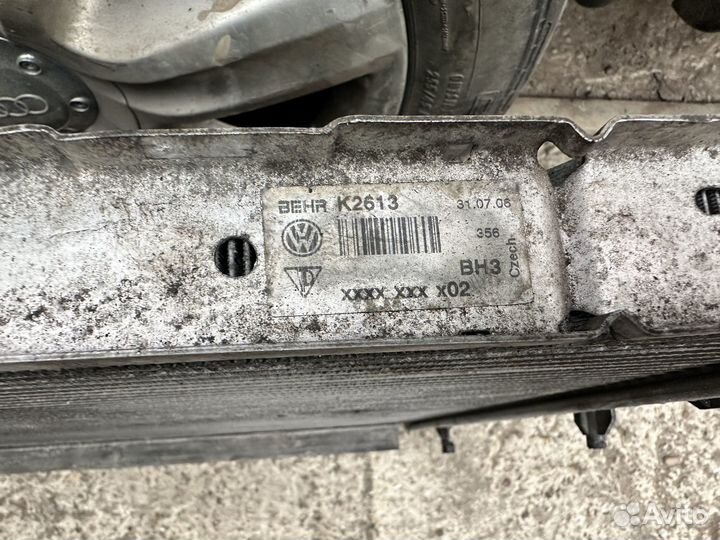 Радиатор охлаждения основной audi q7