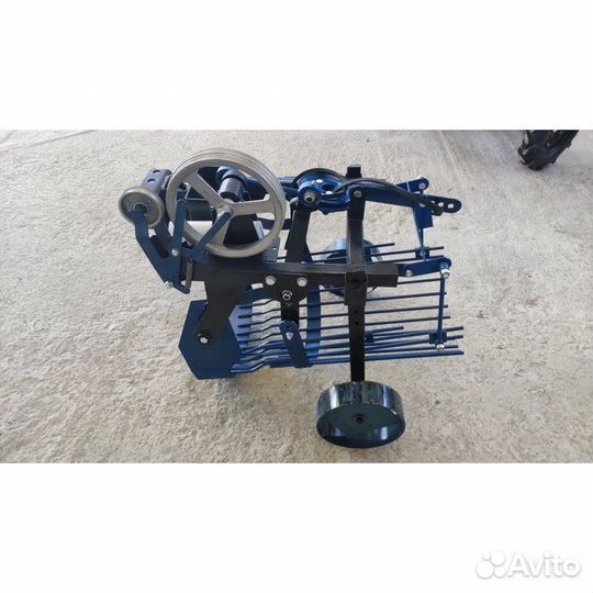 Картофелекопалка вибрационная для мотоблока