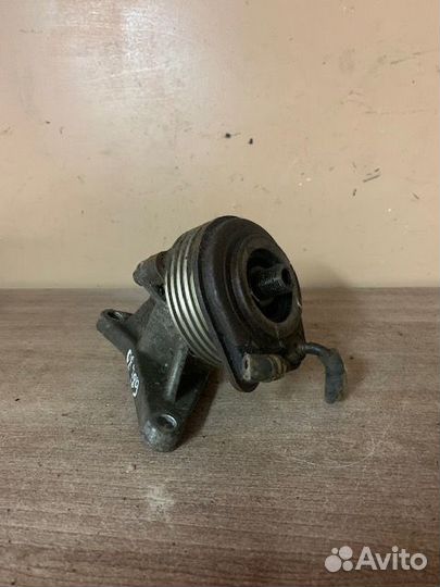 Кронштейн, корпус масляного фильтра Sportage