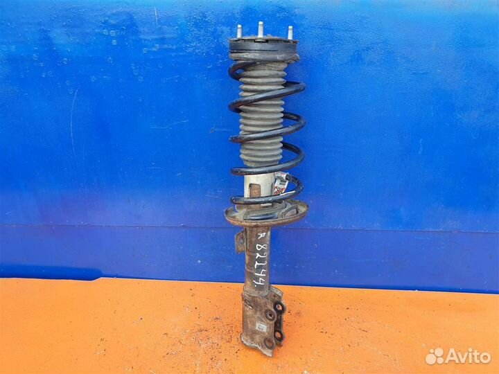 Амортизатор передний правый в сборе Ford Fiesta 6