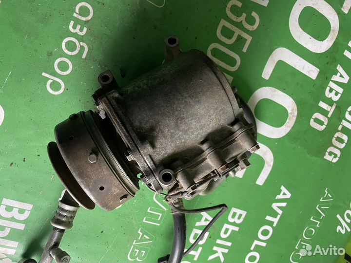 Митсубиси Либеро Компрессор кондиционера