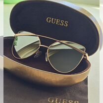 Солнцезащитные очки женские Guess