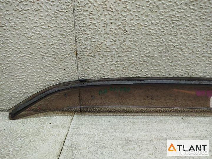 Ветровик задний левый toyota mark X