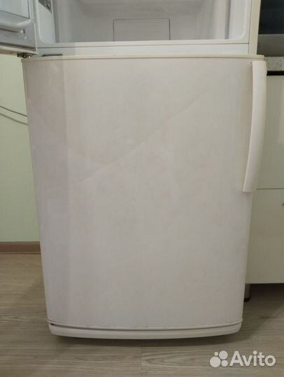 Холодильник бу lg