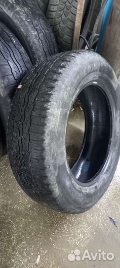 Bridgestone Dueler H/T 225/65 R17