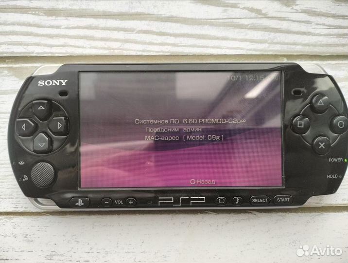 Sony PSP 3008 прошита, карта памяти 64gb