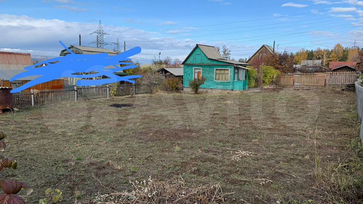 Дача 20 м² на участке 6 сот.