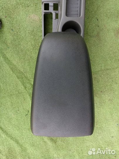 Накладка консоли Ford Focus 2 хетчбек 5дв. 1.6