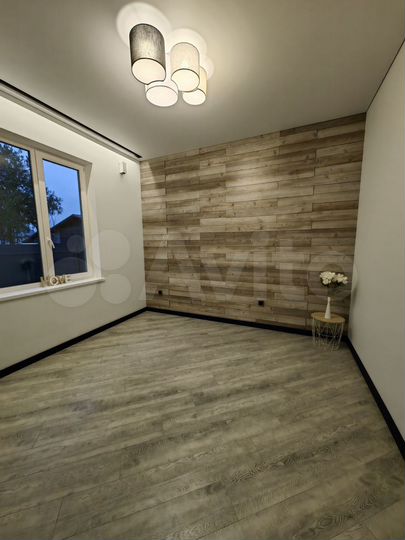 Дом 157,7 м² на участке 9,3 сот.