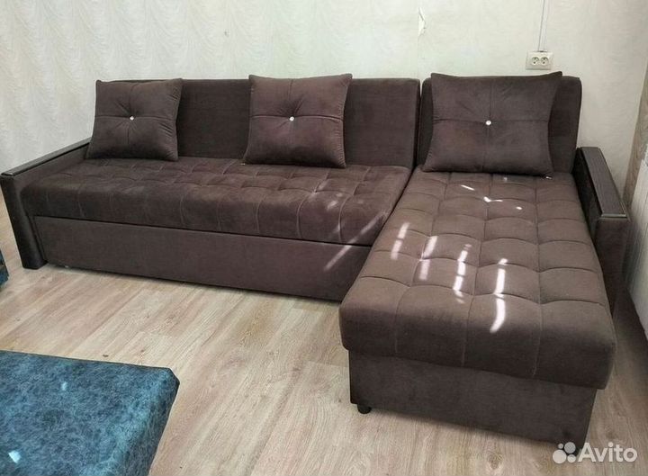 Диван угловой в наличии