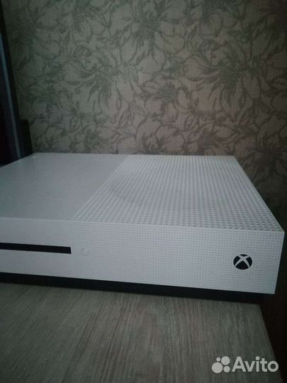 Xbox One S 1 Tb