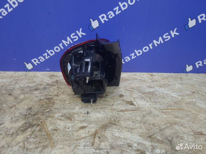 Фонарь задний правый Renault Duster 2