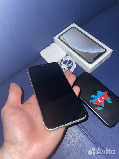 iPhone Xr, 64 ГБ