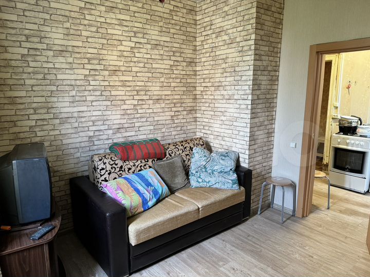 2-к. квартира, 45 м², 1/2 эт.