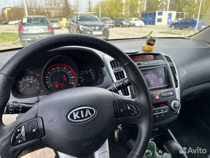 Kia Ceed 1.6 AT, 2011, 139 000 км