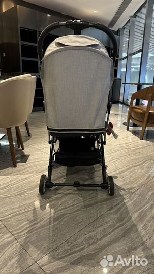 Коляска для путешествий Chicco Trolley me