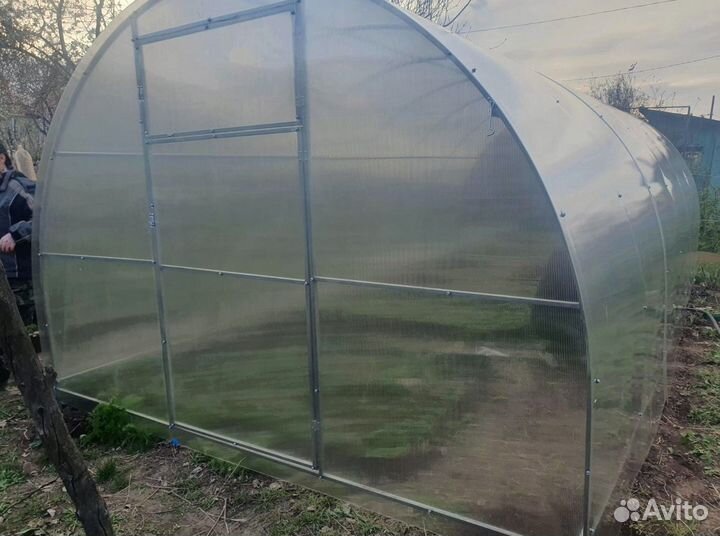 Теплица из поликарбоната