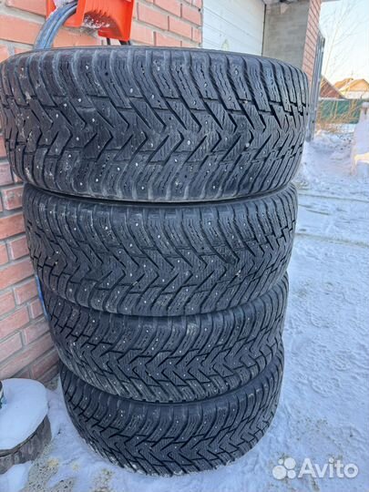 Nokian Tyres Hakkapeliitta 8 SUV 285/60 R18 118T