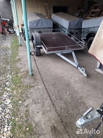 Легковой прицеп