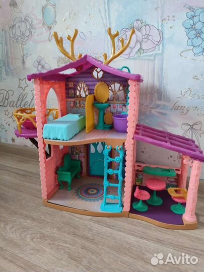 Домик оленя энчантималс