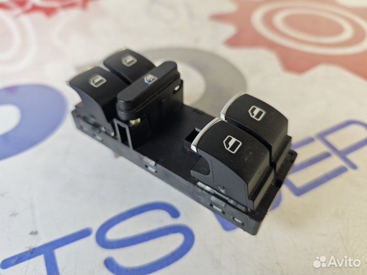 Кнопки управления стеклоподъемниками Vw Passat B7