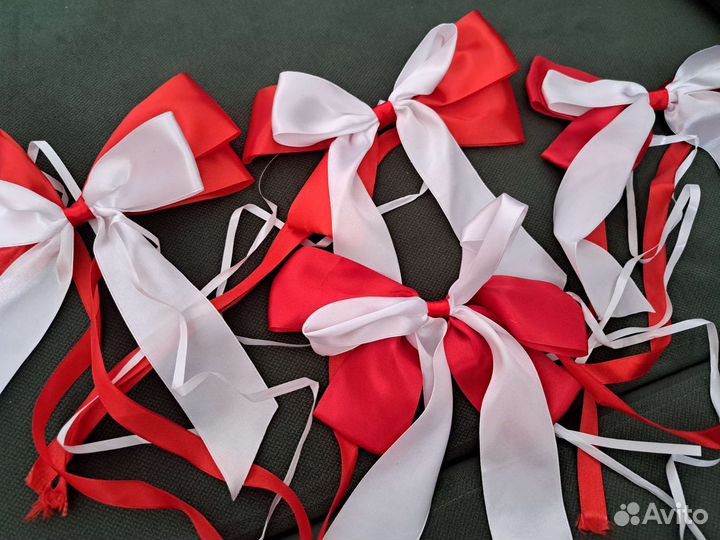 Свадебное украшение на машину