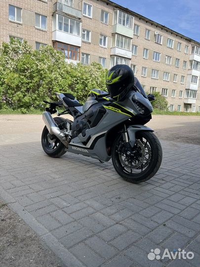 Honda CBR1000RR 2021