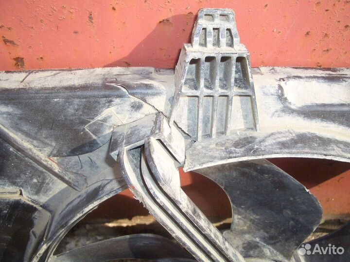 Вентилятор охлаждения Ниссан Ноут с06