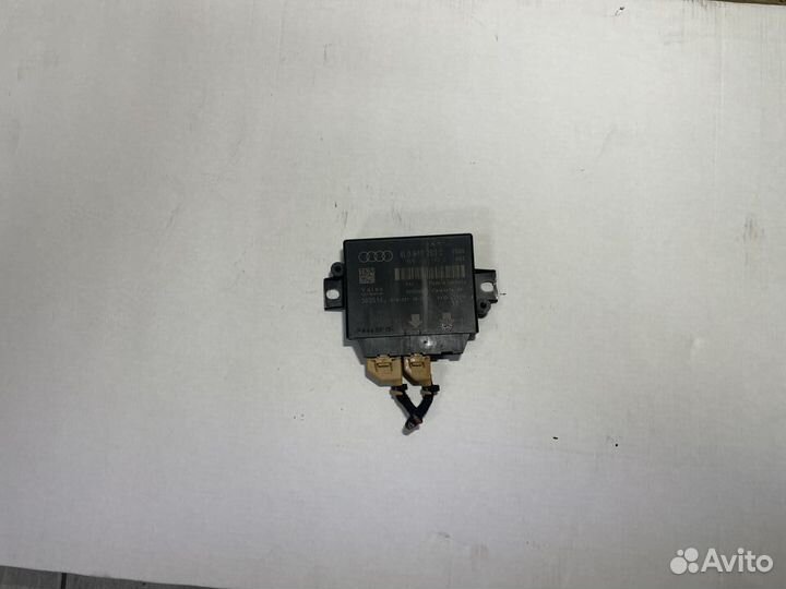 Блок парктроников на Ауди А6 С6 4L0919283C