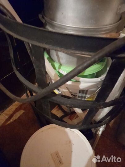 Бутылка стеклянная на 50 литров