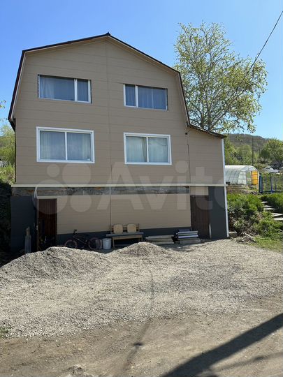 Дом 160,5 м² на участке 4 сот.