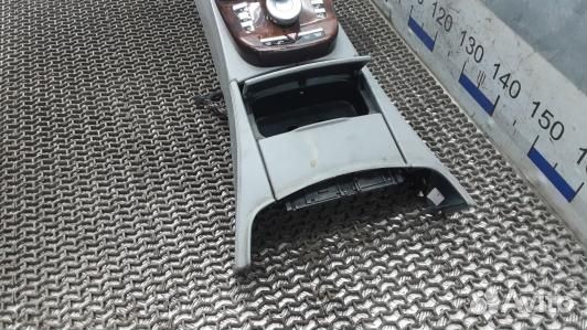 Подлокотник центральный mercedes benz S-class W221