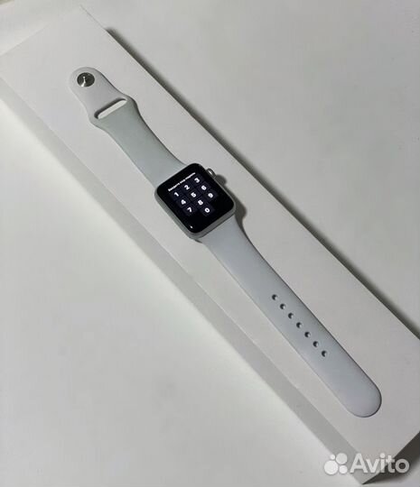 Apple Watch Series 3, 38 мм