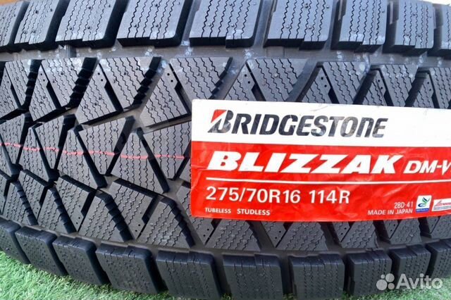 Bridgestone Blizzak DM-V2 285/50 R20 112T