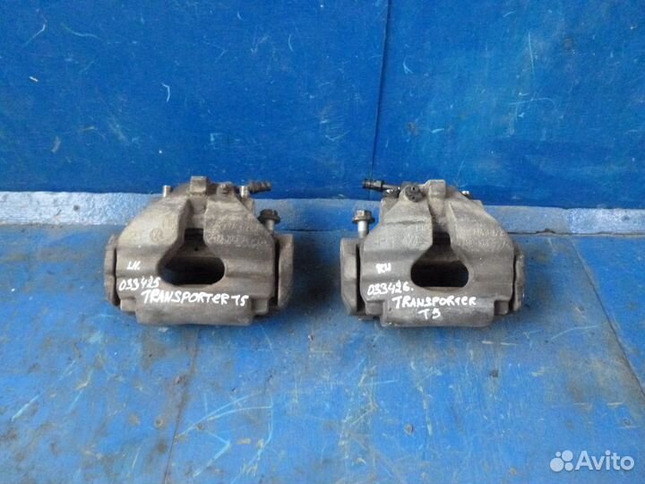 Суппорт передний левый,правый VW Transporter T5