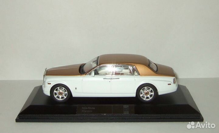 Роллс Ройс Rolls Royce Phantom IXO 1:43