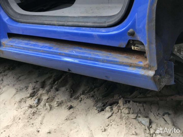 Порог левый Volkswagen Caddy 3 2005
