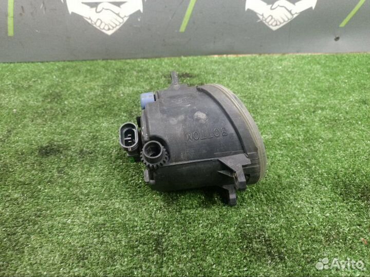 Фара противотуманная передняя правая Toyota Camry