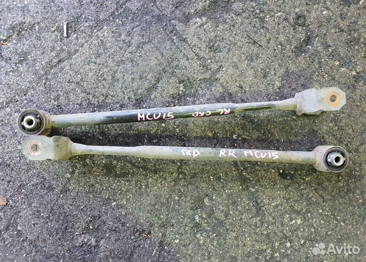 Тяга низ зад c Toyota Harrier MCU15W 1MZ-FE