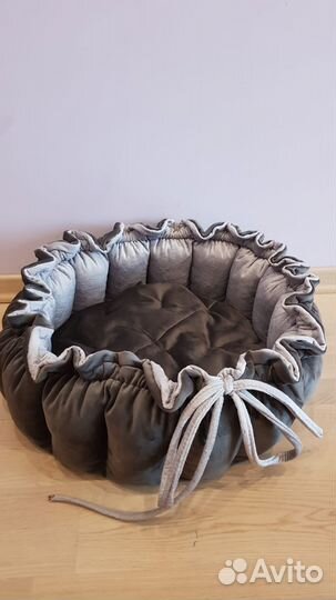 Лежанка для животных, новая(для собак и кошек)