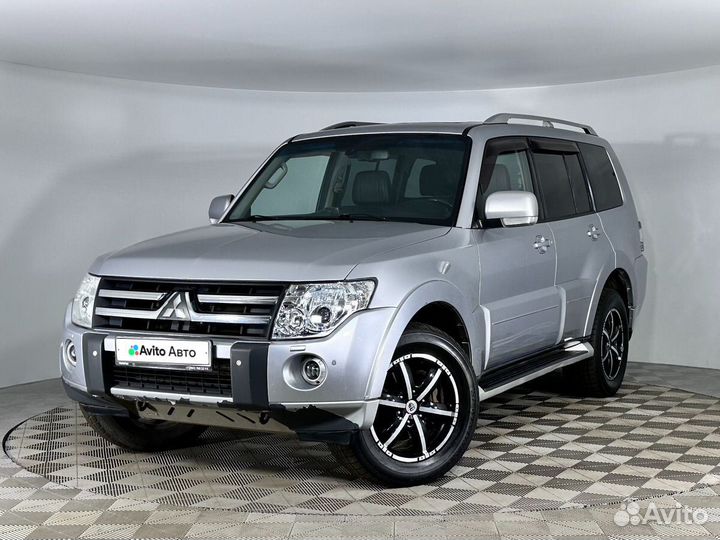 Mitsubishi Pajero 3.2 AT, 2011, 297 152 км