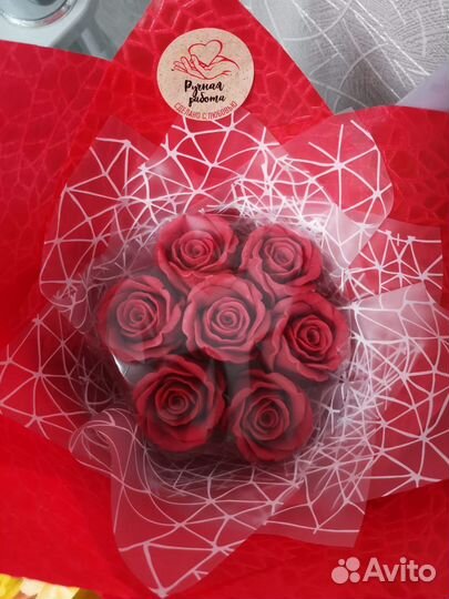Букет из 7-ми больших роз шоколадный