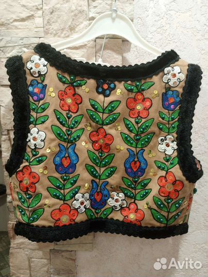 Жилетка ручной работы