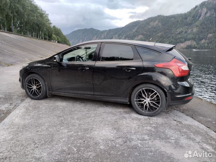 Ford Focus 1.6 МТ, 2012, 195 852 км